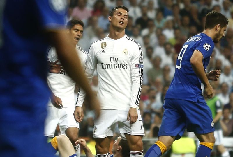 Illustration for article titled Cristiano Ronaldo And His Teammates Were Really, Really Sad About Losing